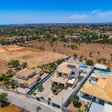 Casa Grande By Villa